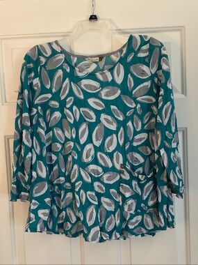 Chalet et ceci 3/4 Sleeve Crinkle Top Teal Gray White size Small